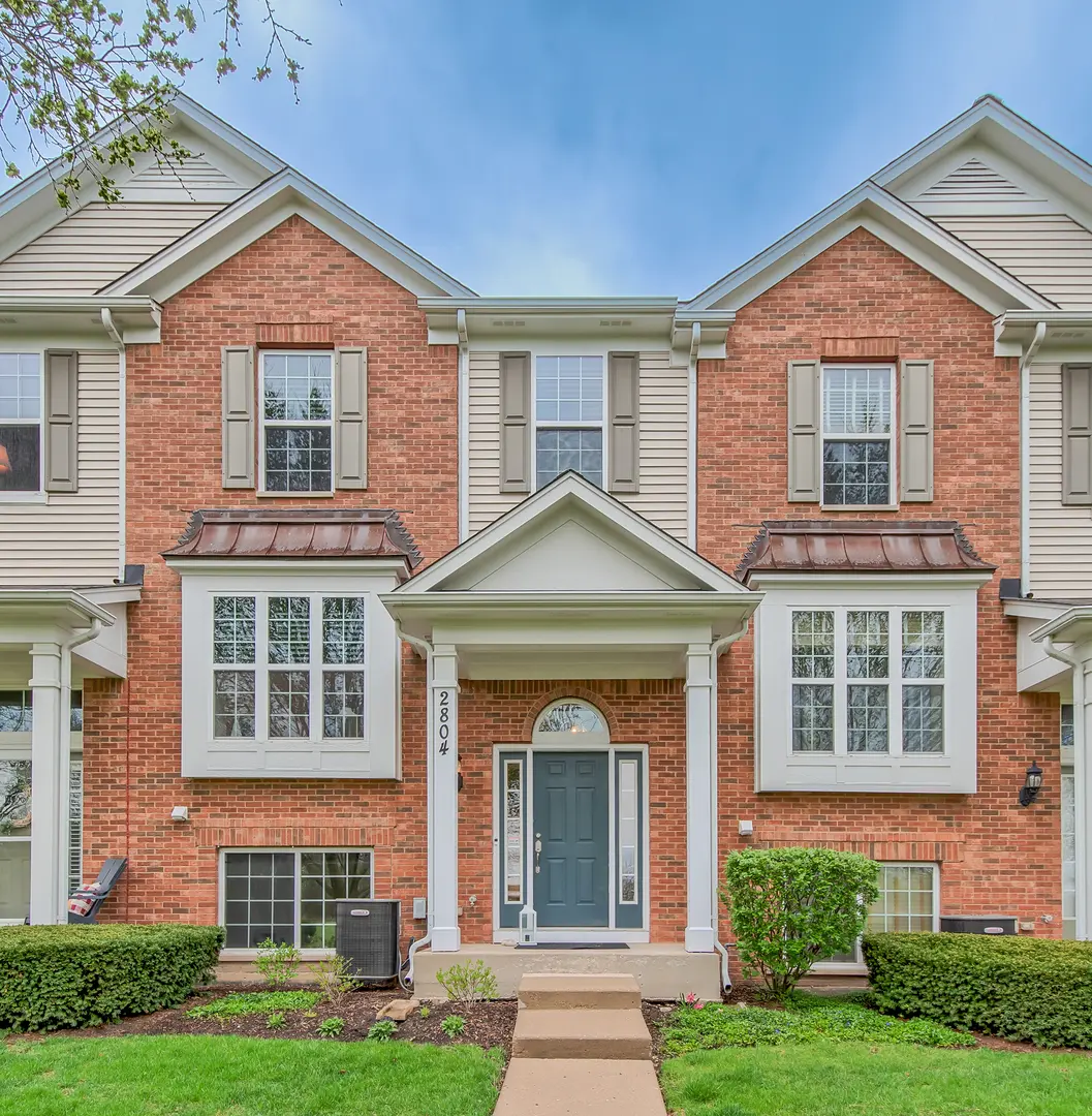 2804 Neubauer CIR, Lindenhurst, IL 60046