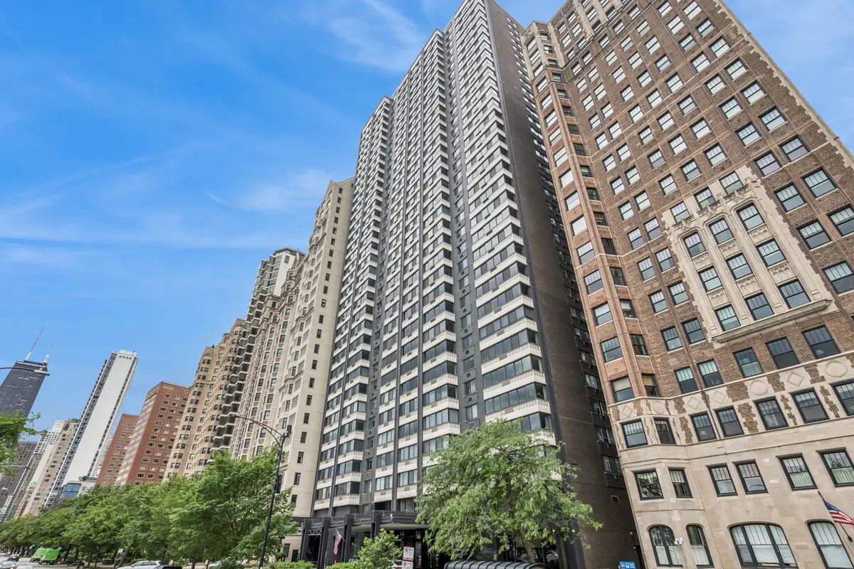 1440 N Lake Shore DR #21G, Chicago, IL 60610