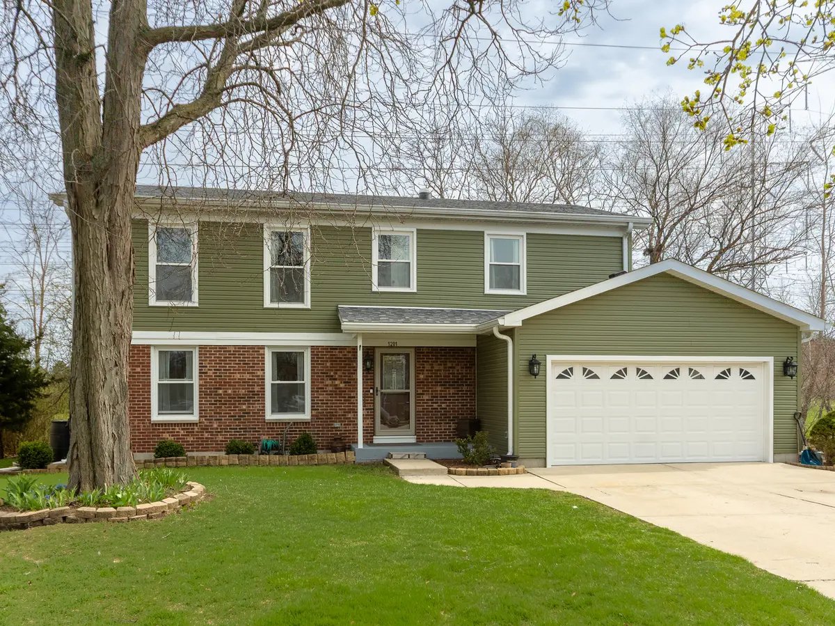 1201 N Scarlet CT, Addison, IL 60101