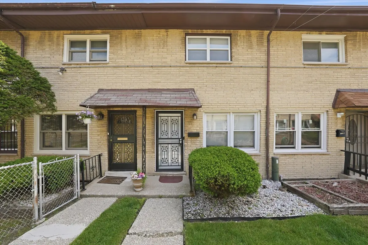 1140 E 81st ST #F, Chicago, IL 60619