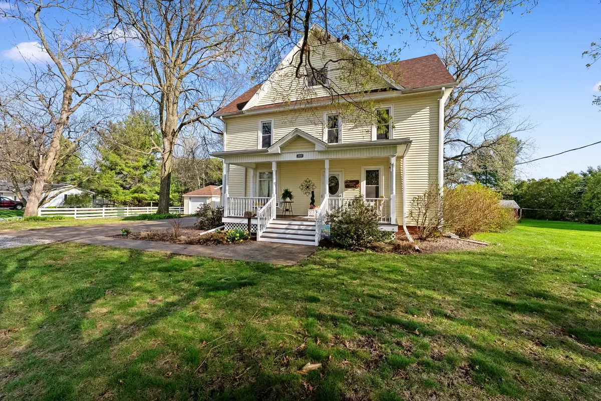 1009 NW 3rd ST, Aledo, IL 61231