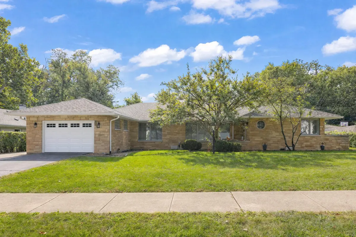 2245 Hawthorne RD, Homewood, IL 60430