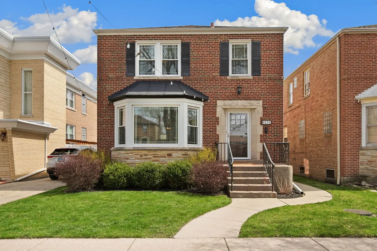 6039 N Richmond ST, Chicago, IL 60659