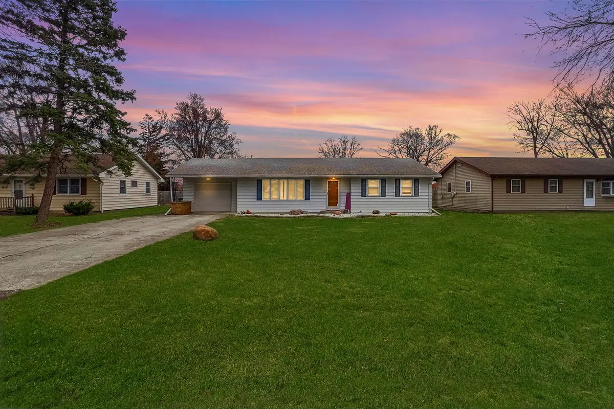 101 S 4080w RD, Kankakee, IL 60901