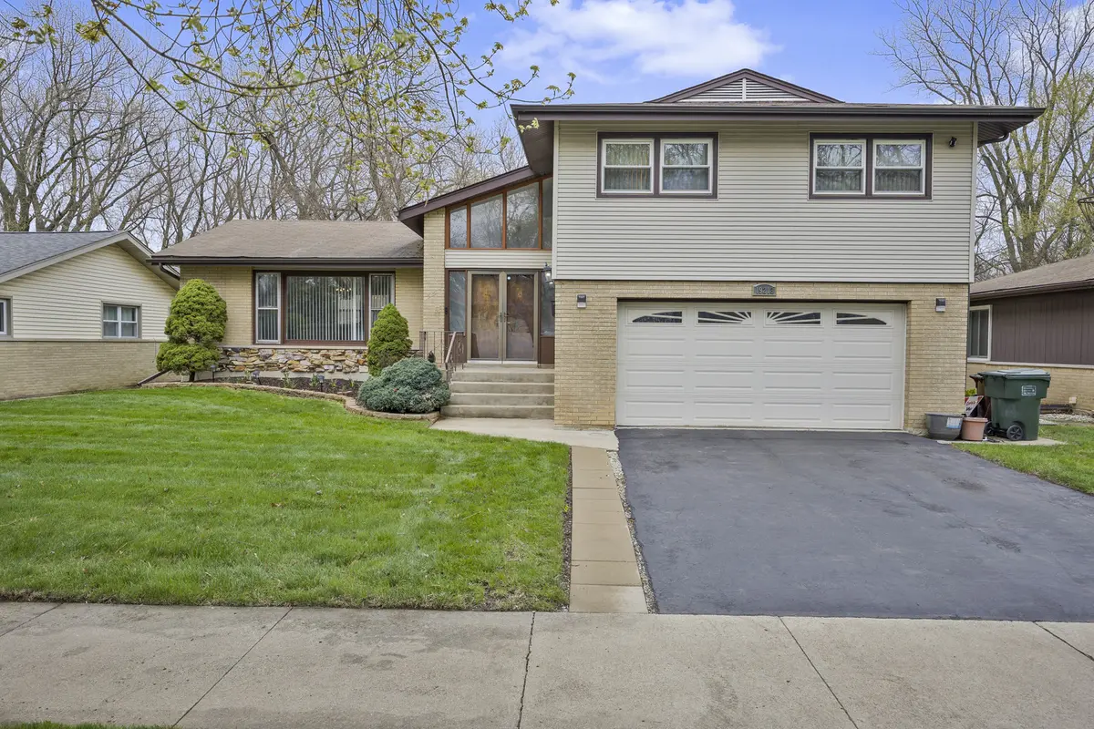 19213 Center AVE, Homewood, IL 60430