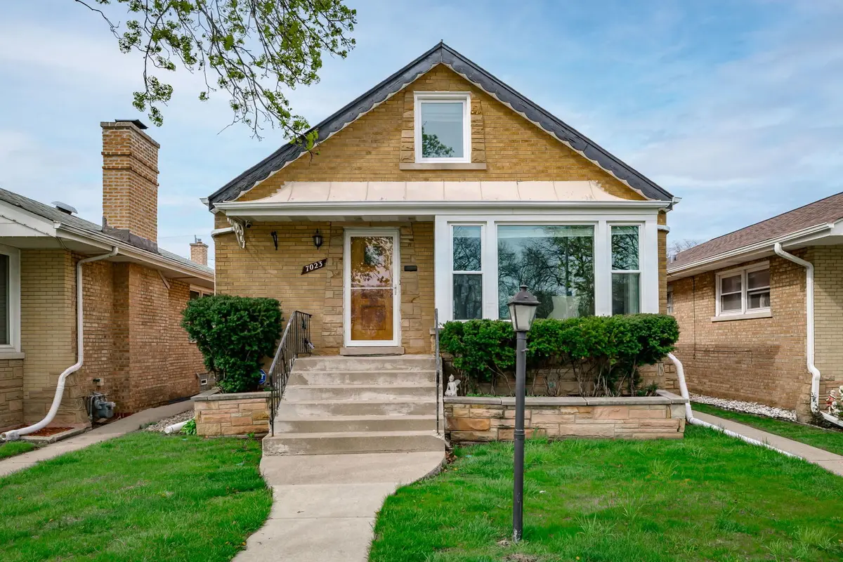 7023 29th PL, Berwyn, IL 60402
