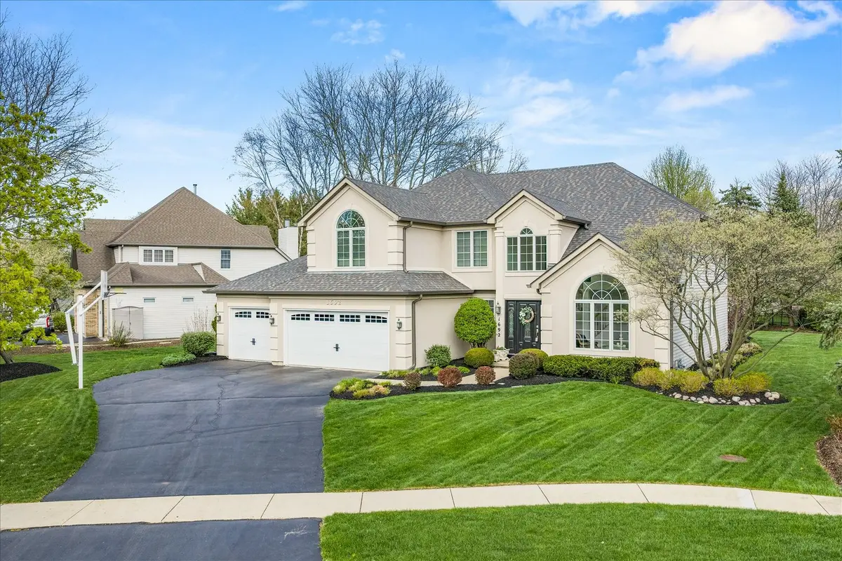 1692 Sauk DR, Batavia, IL 60510