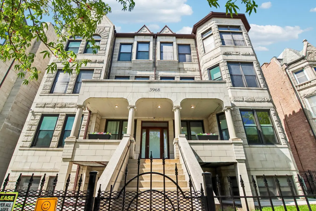3968 S Ellis AVE #2N, Chicago, IL 60653