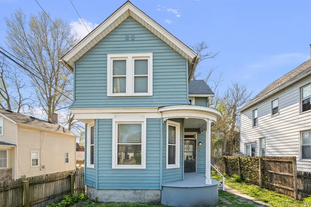 1518 N Gaines ST, Davenport, IA 52804