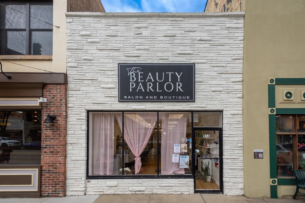 912 Main ST, Antioch, IL 60002
