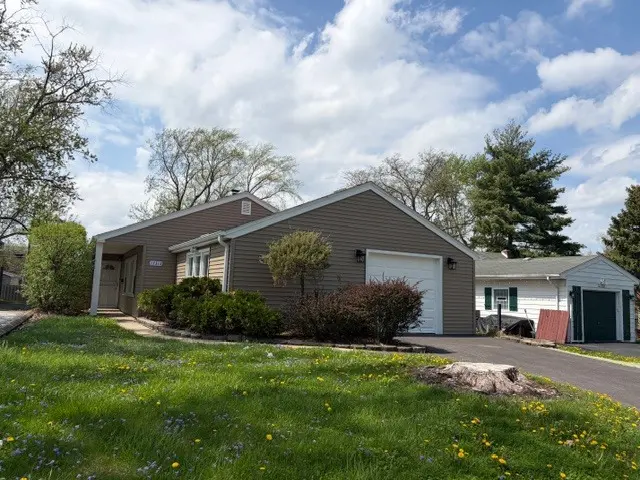 17312 Poe AVE, Hazel Crest, IL 60429