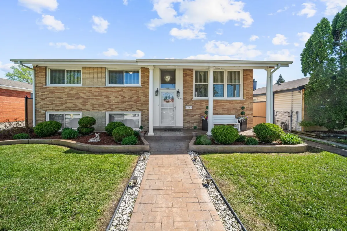 1329 Buffalo AVE, Calumet City, IL 60409