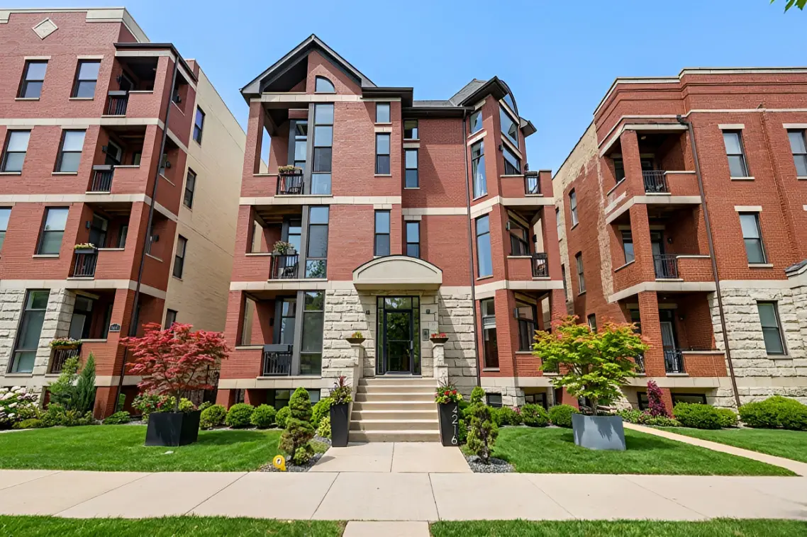 Address not disclosed, Chicago, IL 60653