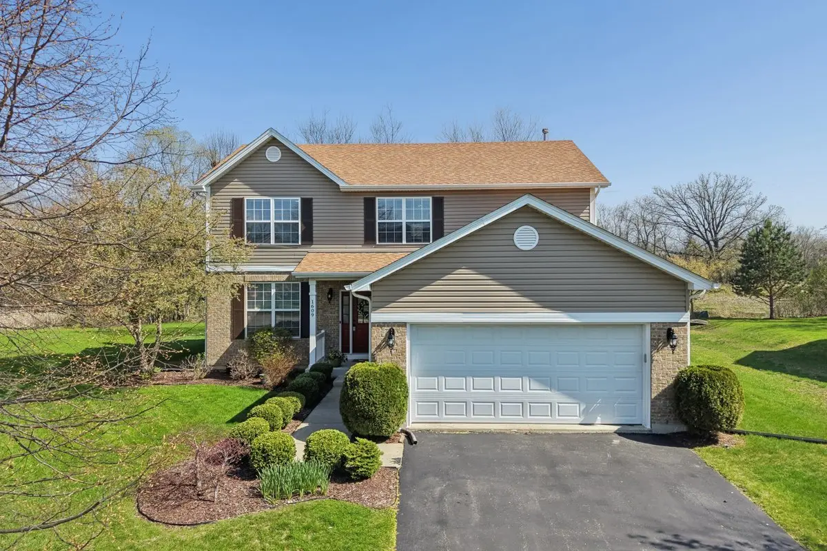 1609 Elderberry LN, Lake Villa, IL 60046