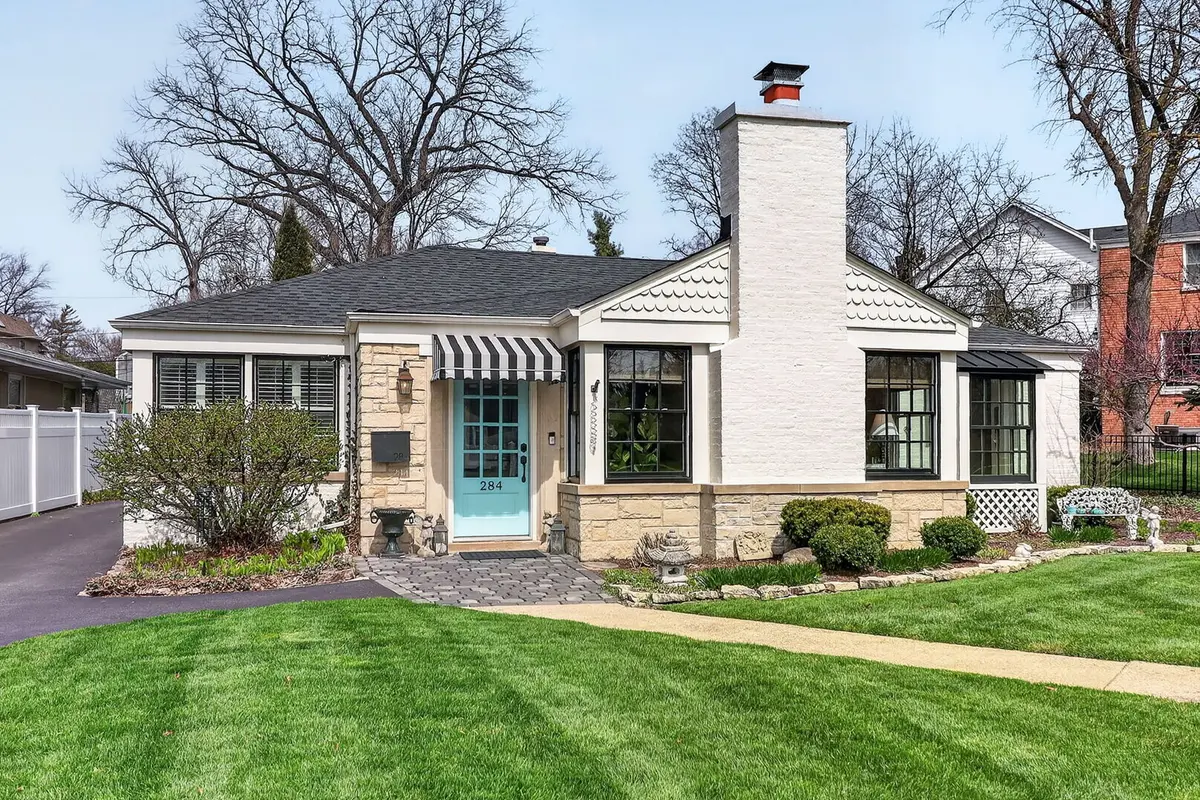 284 Chesterfield AVE, Glen Ellyn, IL 60137
