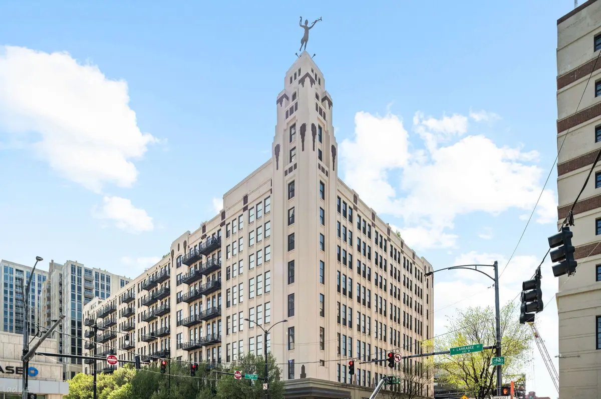 758 N Larrabee ST #620, Chicago, IL 60654