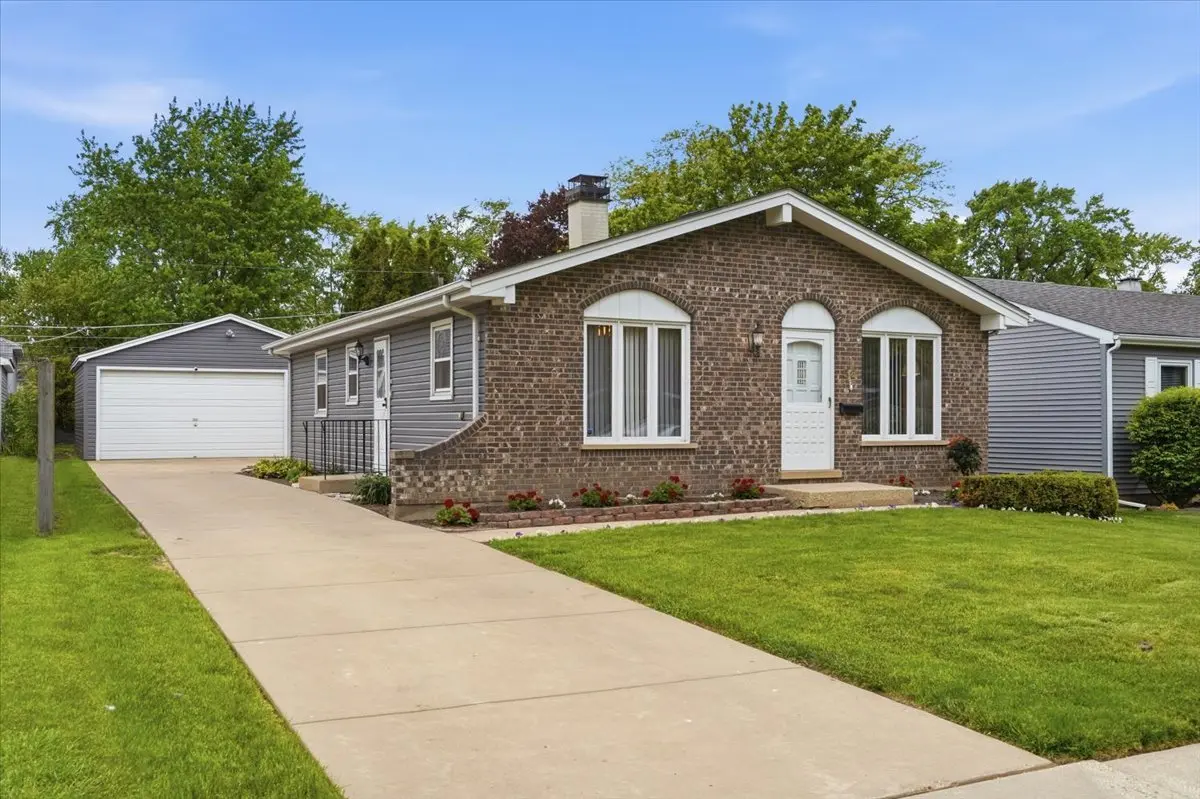 58 N California AVE, Mundelein, IL 60060