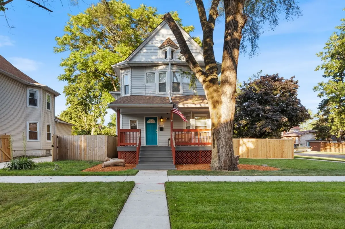 1617 S 4th AVE, Maywood, IL 60153