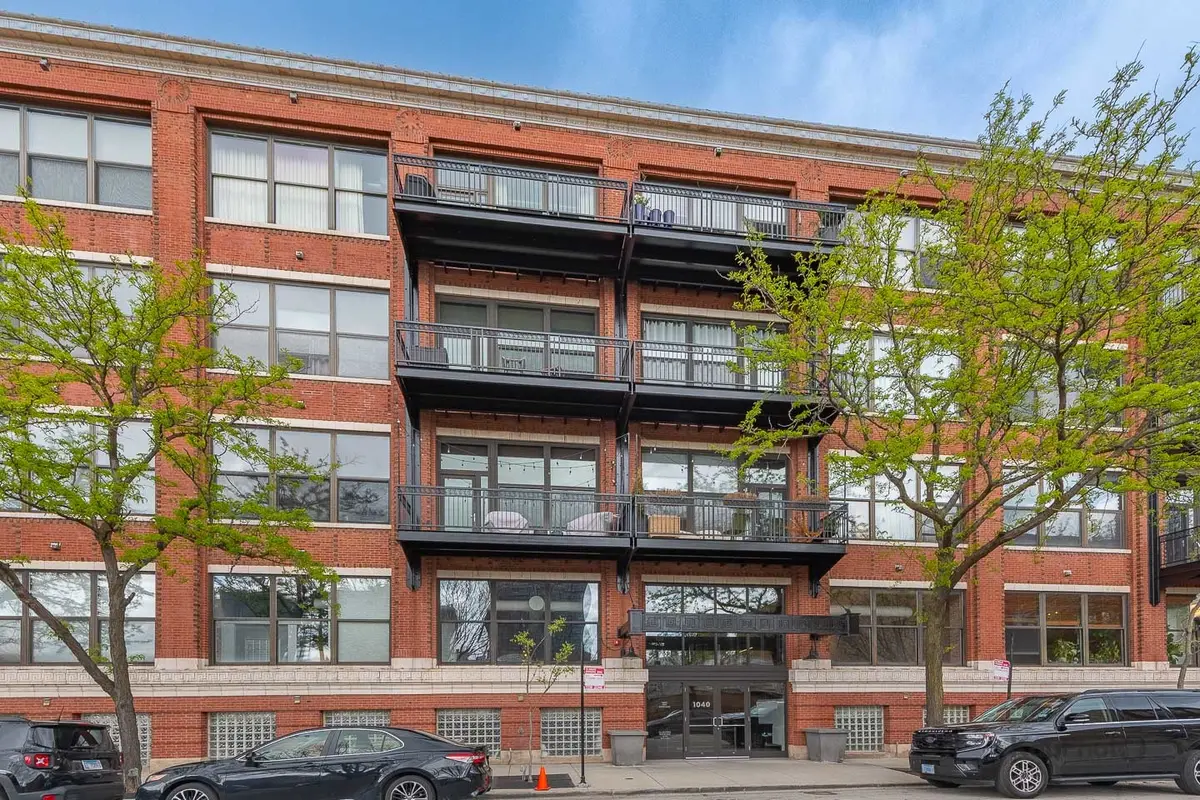 1040 W Adams ST #117, Chicago, IL 60607