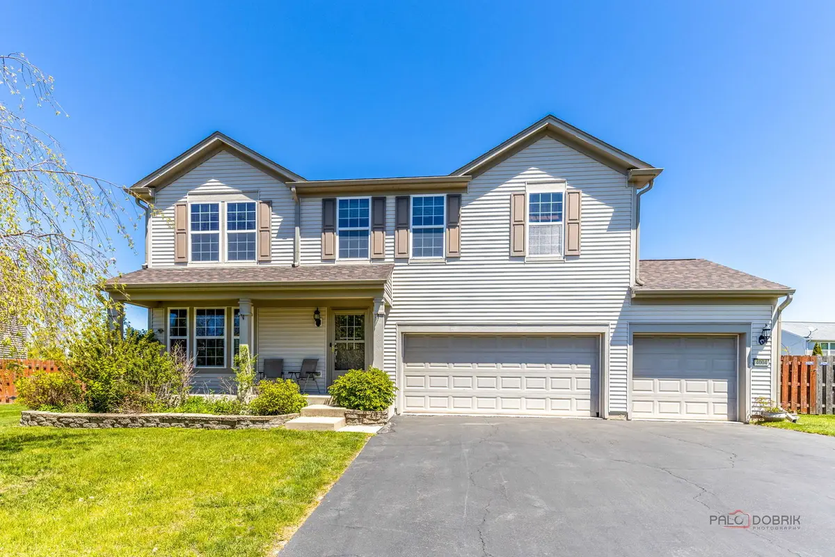 4004 Cypress DR, Zion, IL 60099