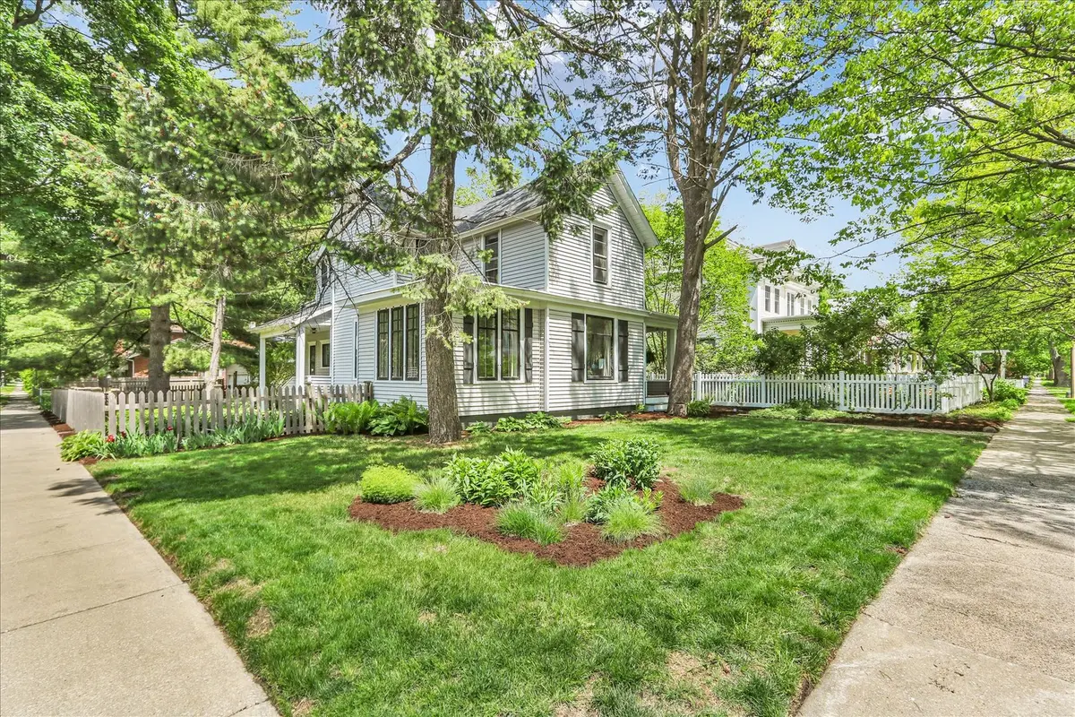 1020 W Church ST, Champaign, IL 61821
