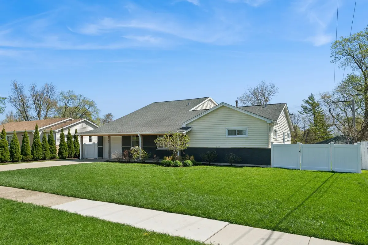 815 Cumberland ST, Hoffman Estates, IL 60169