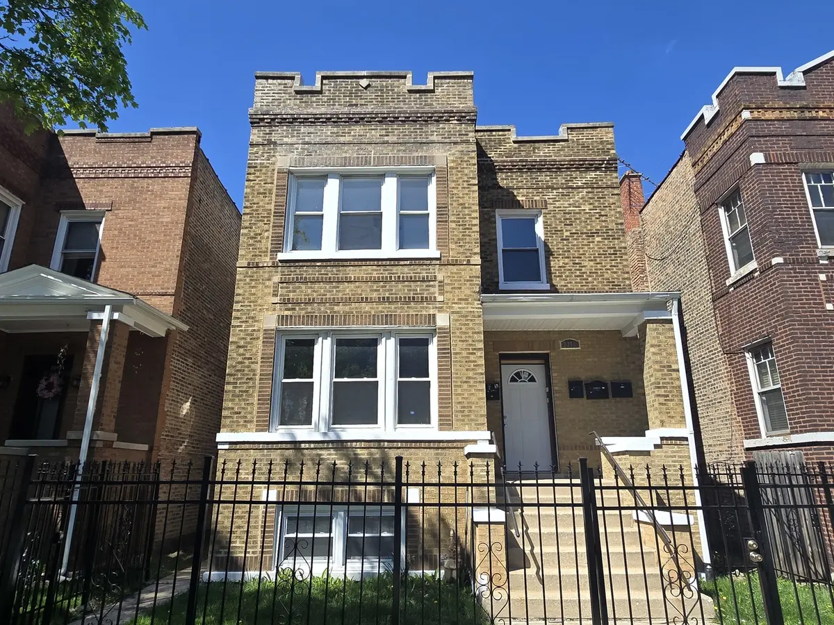 2246 N Lockwood AVE, Chicago, IL 60639