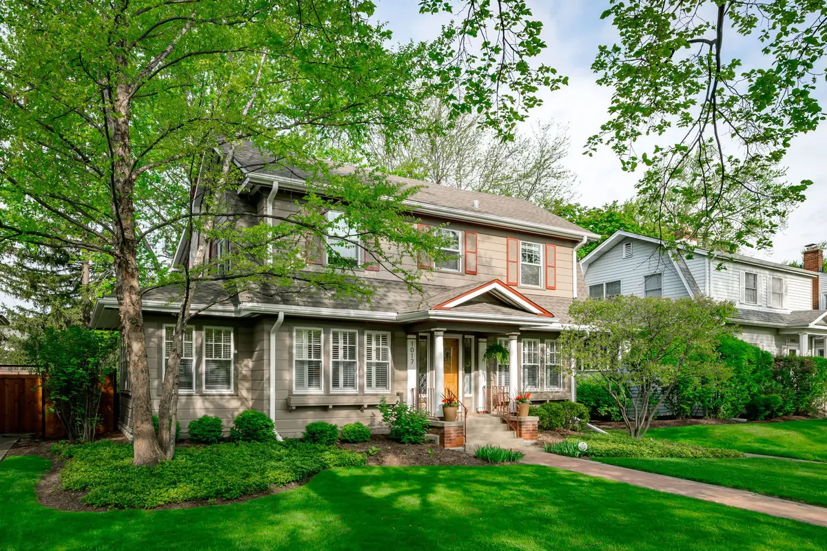 1017 N Grove AVE, Oak Park, IL 60302
