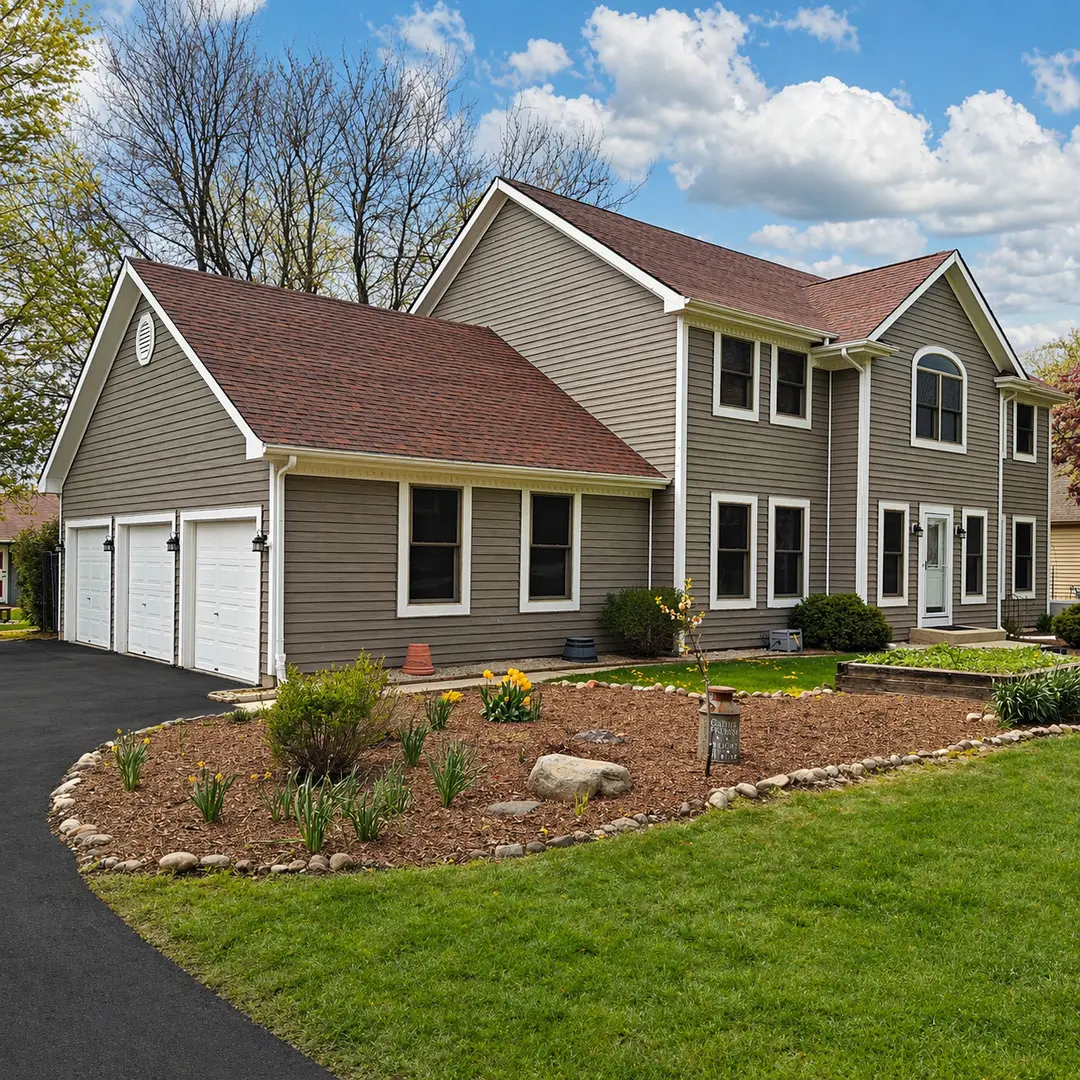 10506 Arabian TRL, Woodstock, IL 60098