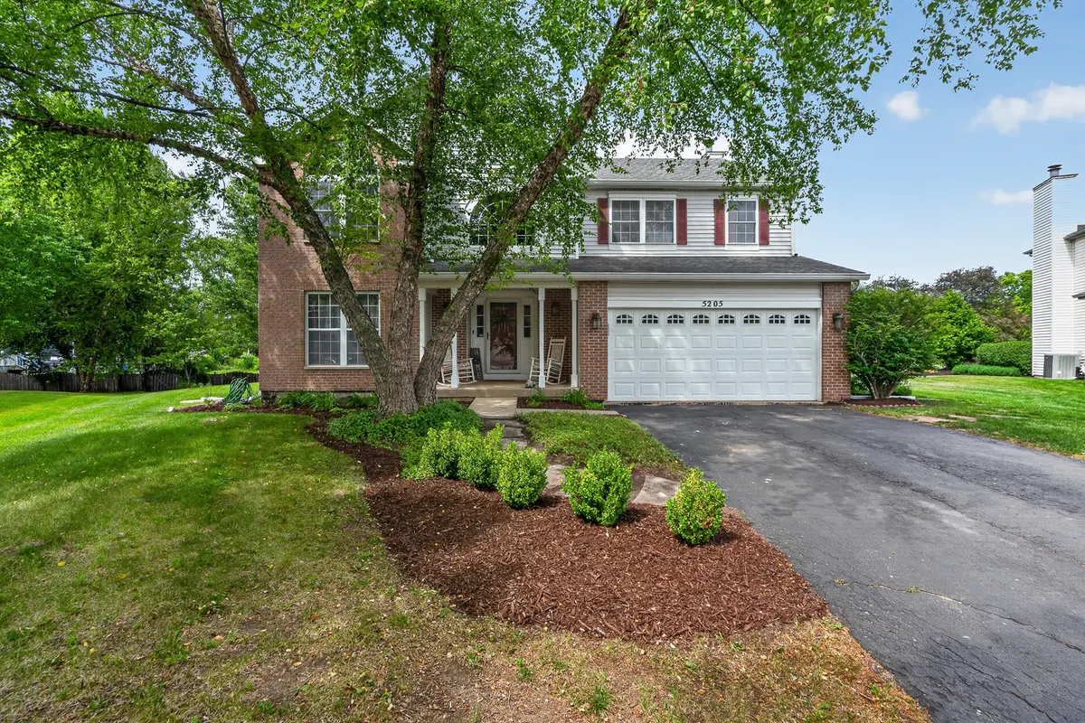 5205 Brookshire Estates DR, Plainfield, IL 60586