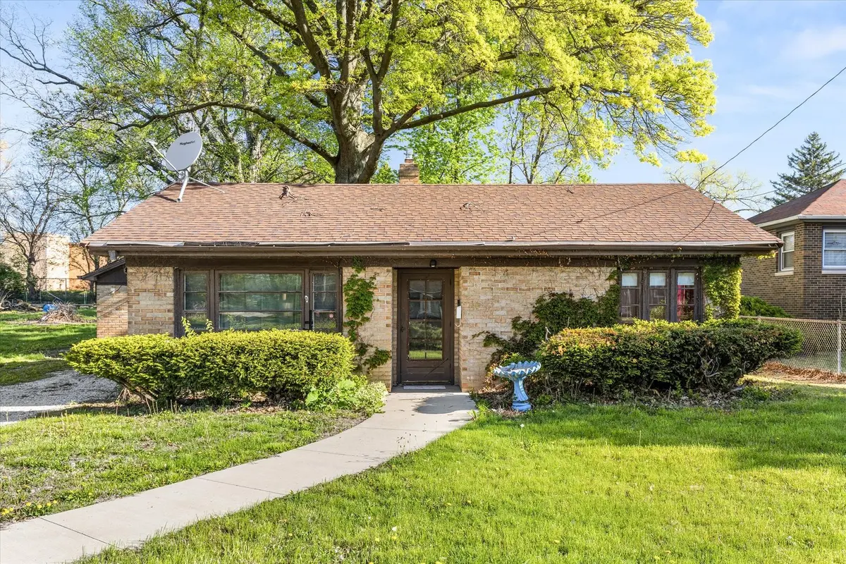 210 E 1st ST, Streator, IL 61364