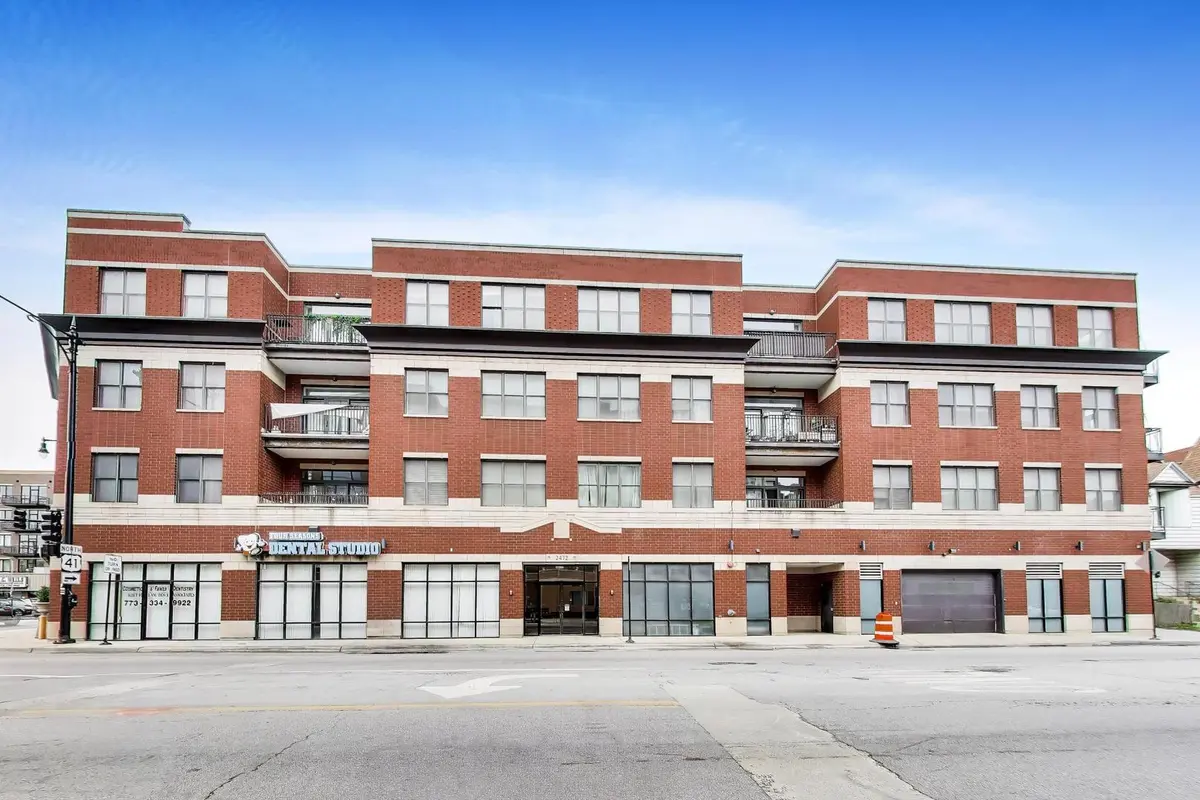 2472 W Foster AVE #203, Chicago, IL 60625
