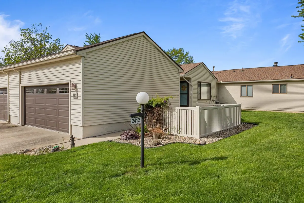 2412 Heritage DR #2412, Champaign, IL 61822