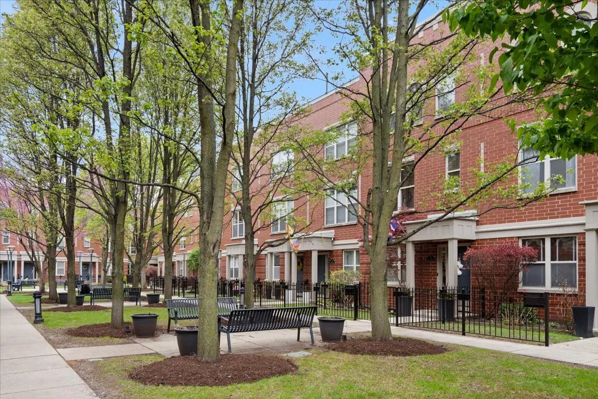4646 N Greenview AVE #10, Chicago, IL 60640