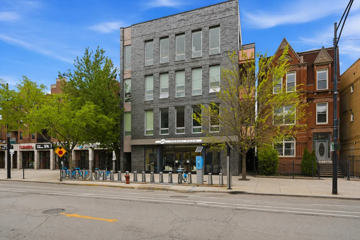 2028 W Division ST #401, Chicago, IL 60622