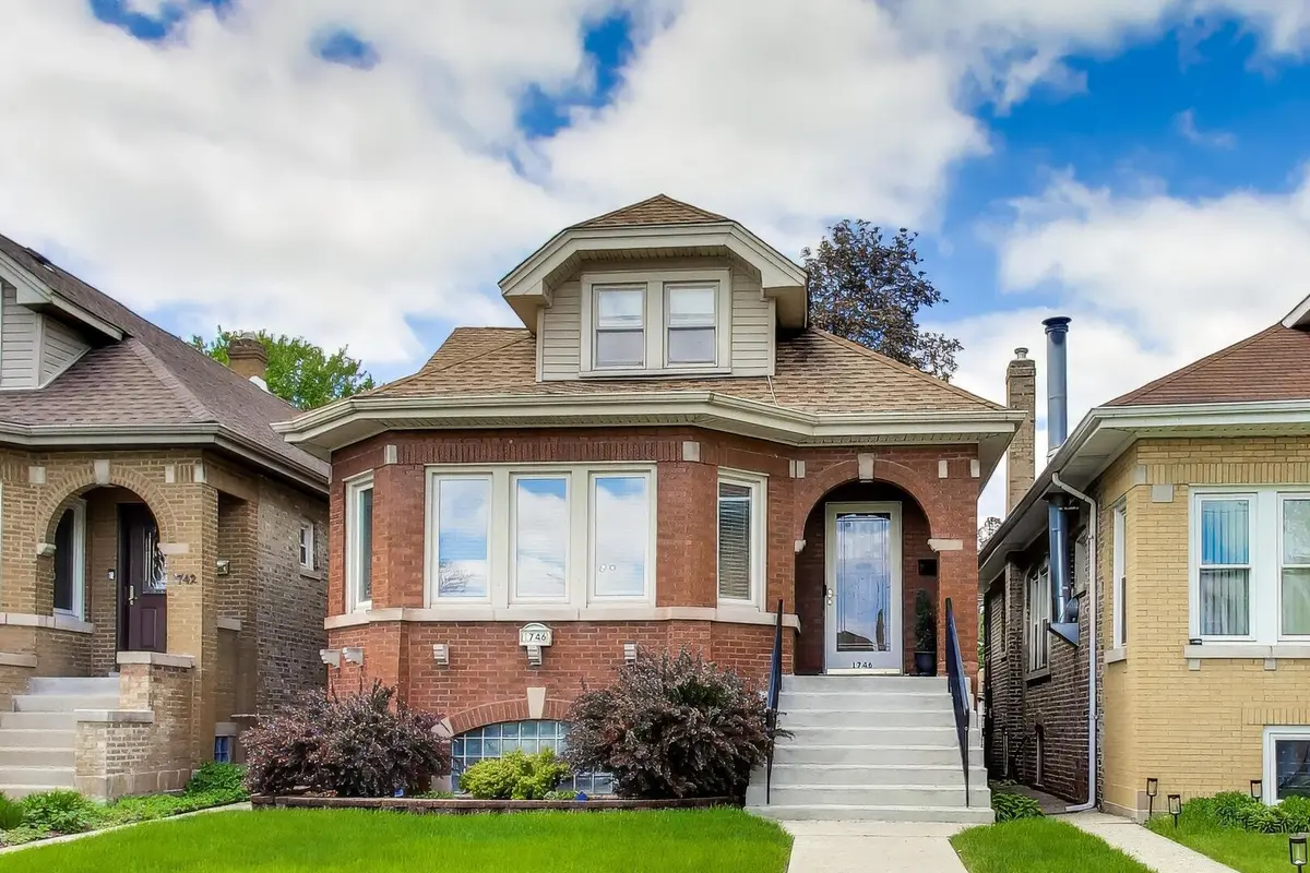 1746 N Nagle AVE, Chicago, IL 60707