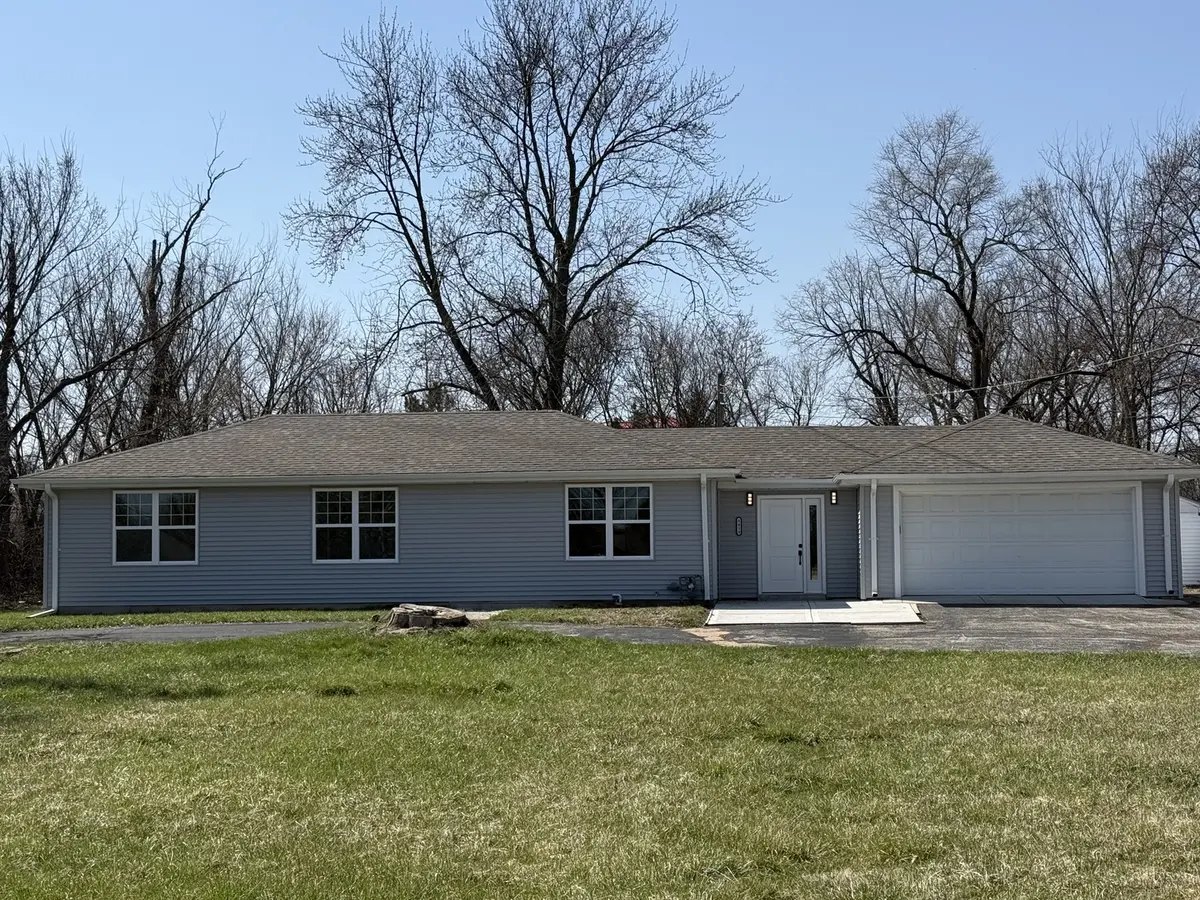 8418 MEADOWBROOK DR, Burr Ridge, IL 60527