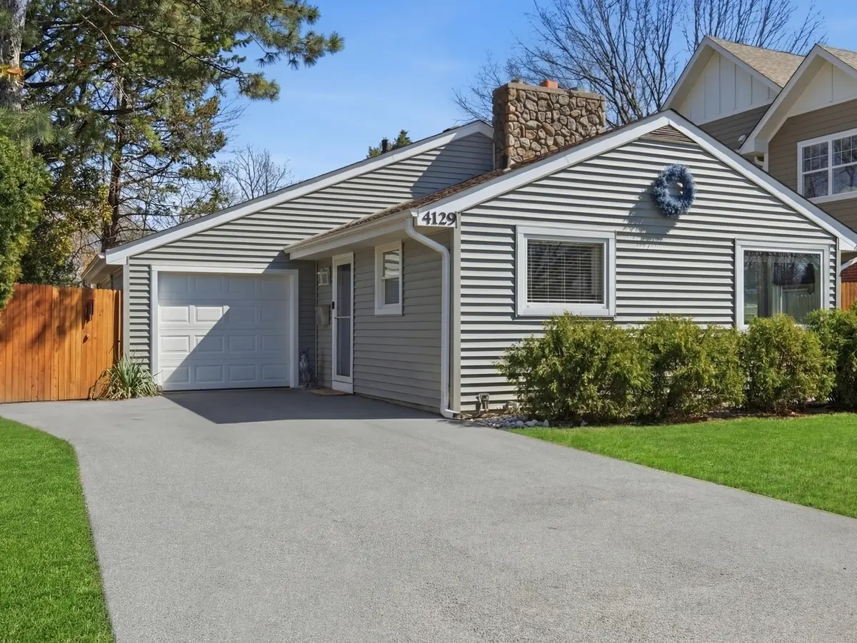 4129 Main ST, Downers Grove, IL 60515