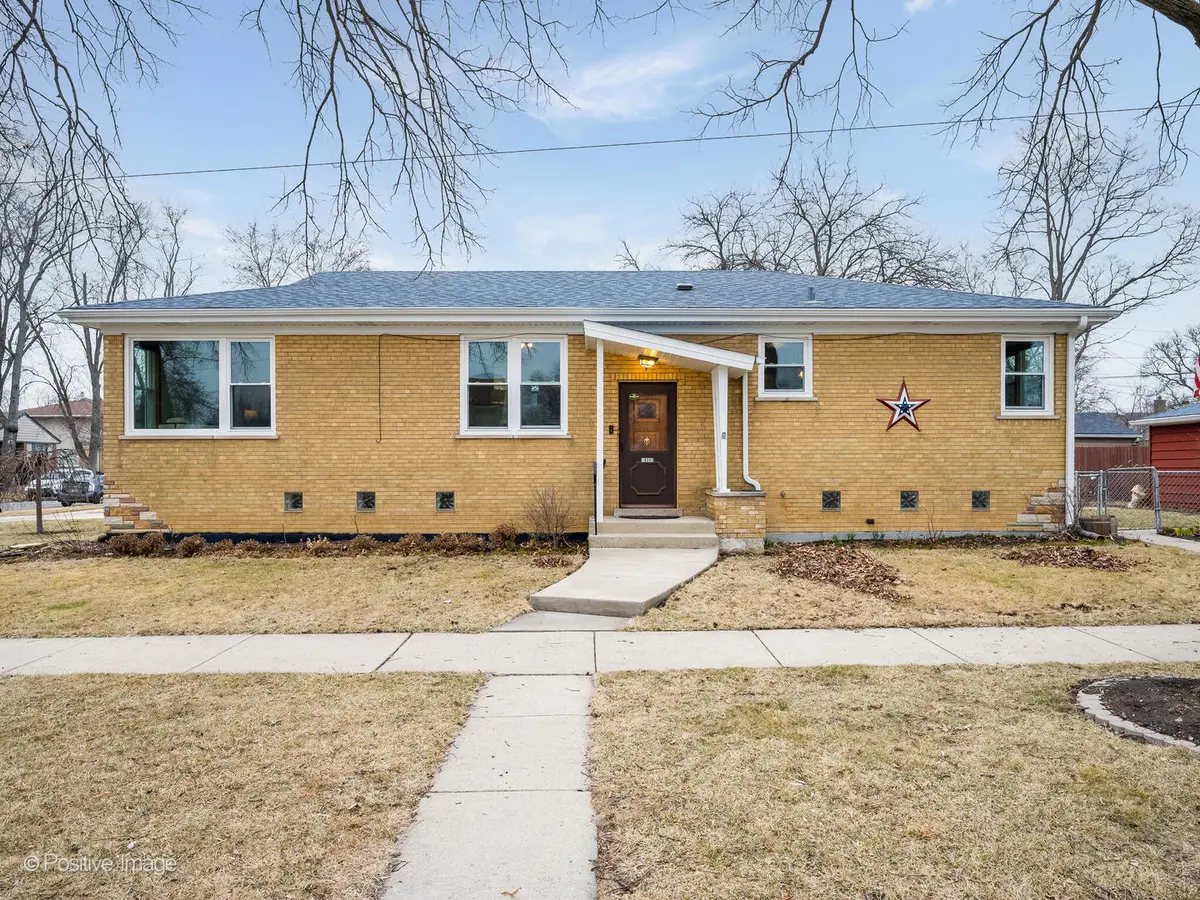 18547 Lexington AVE, Homewood, IL 60430