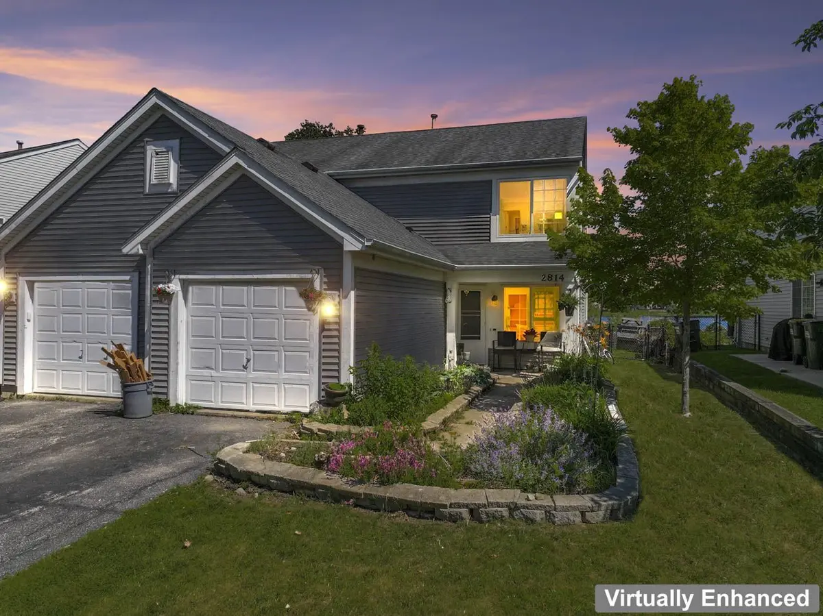 2814 IMPRESSIONS DR #2814, Lake In The Hills, IL 60156