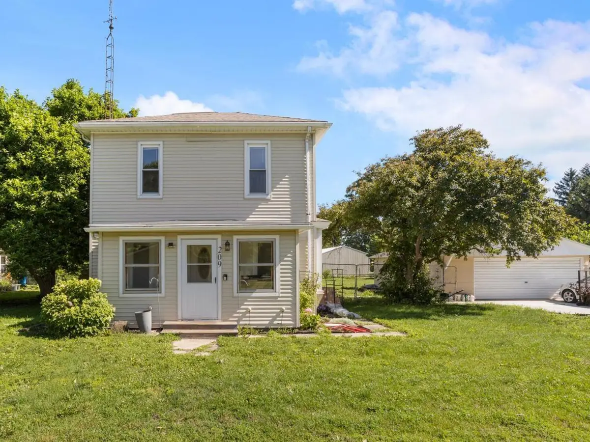 209 E Griggs ST, Mansfield, IL 61854