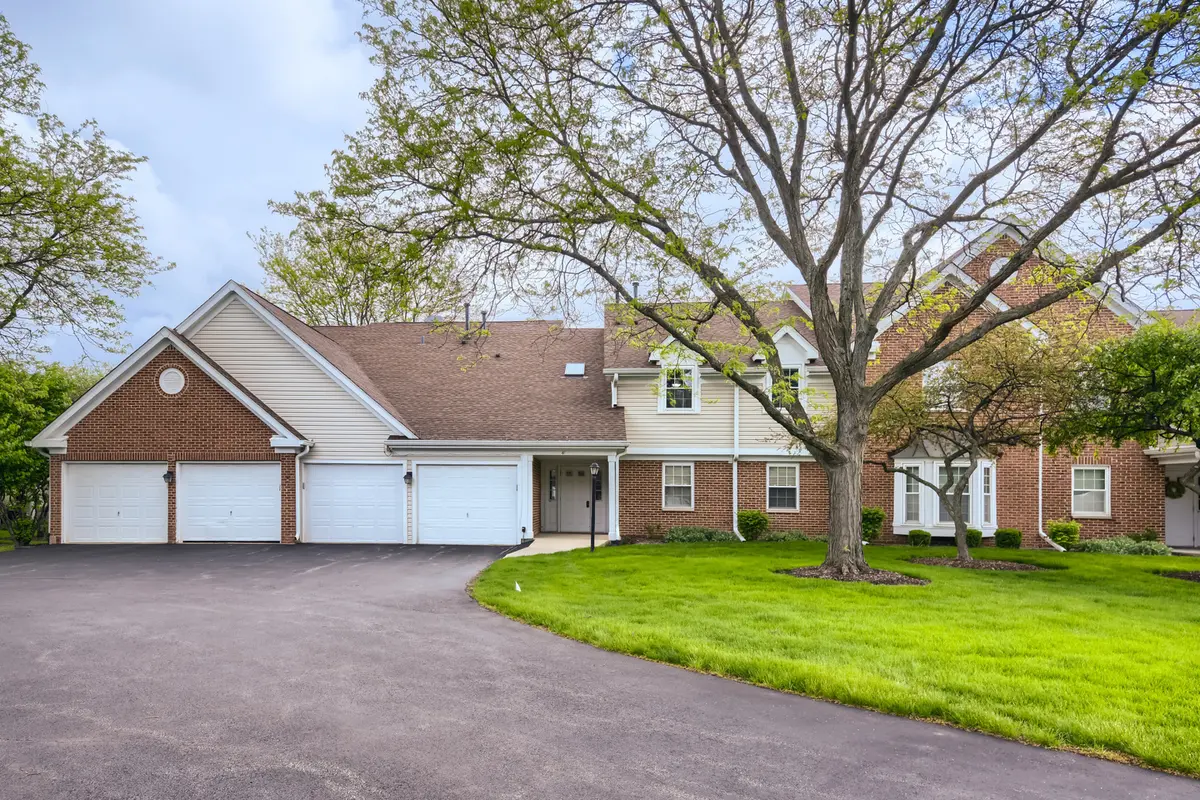 41 Ashburn CT #X2, Schaumburg, IL 60193
