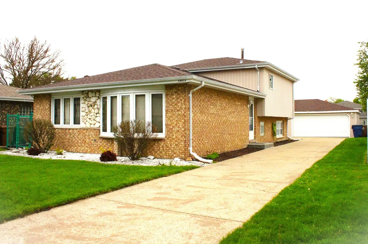 10013 S Menard AVE, Oak Lawn, IL 60453