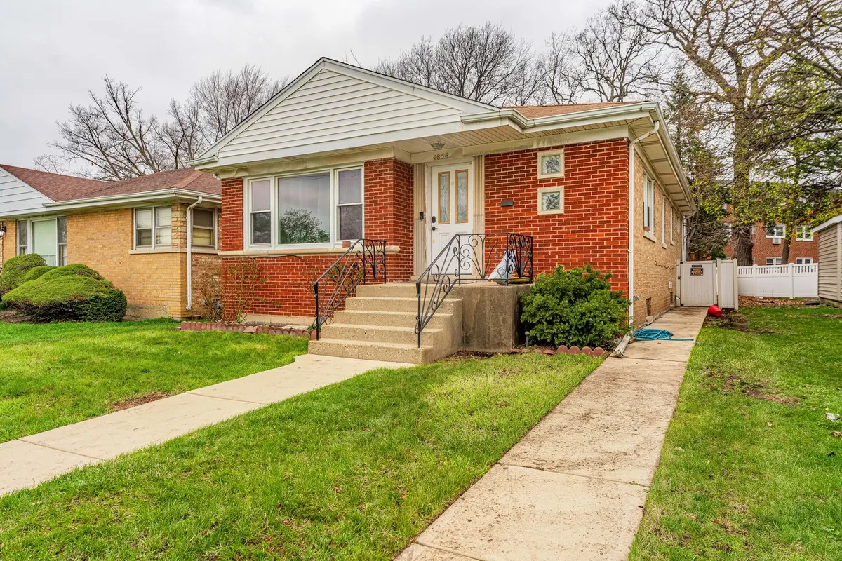 4856 Howard ST, Skokie, IL 60077