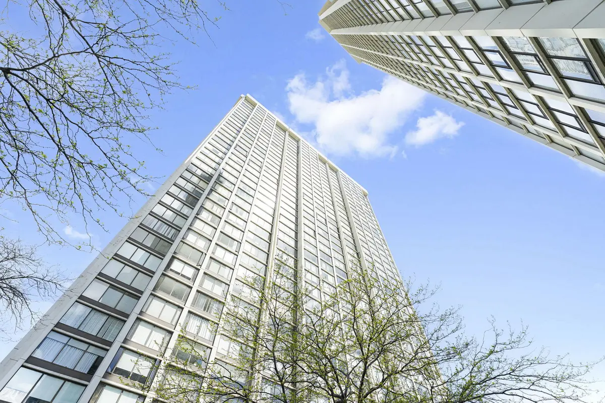 5455 N Sheridan RD #707, Chicago, IL 60640