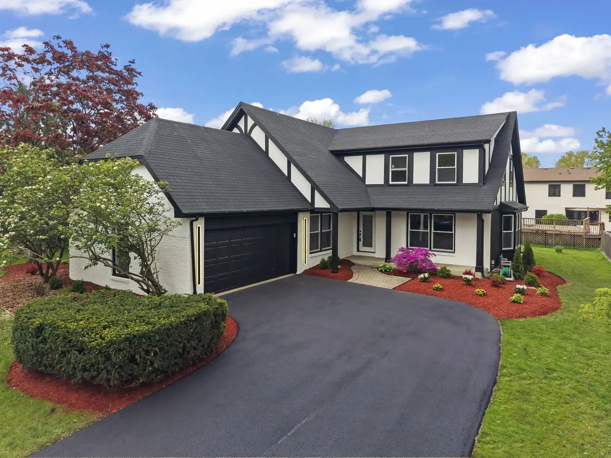 625 Edward RD, Naperville, IL 60540
