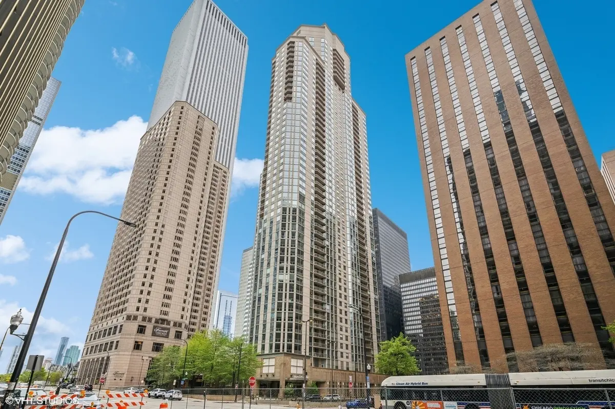 222 N Columbus DR #3307, Chicago, IL 60601