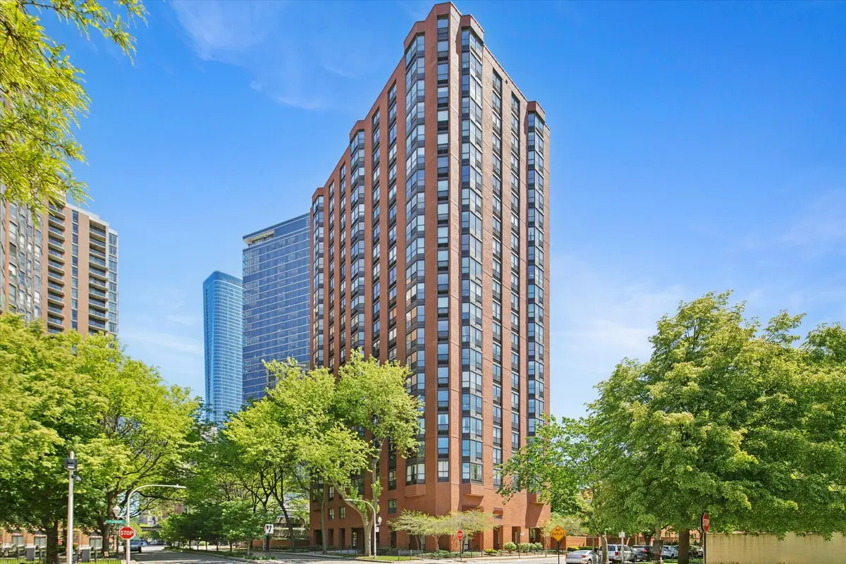 901 S Plymouth CT #702, Chicago, IL 60605