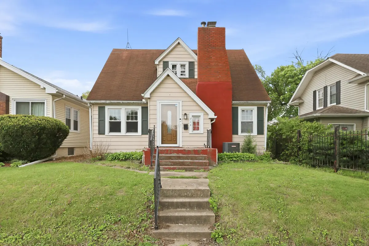 714 23rd AVE, East Moline, IL 61244