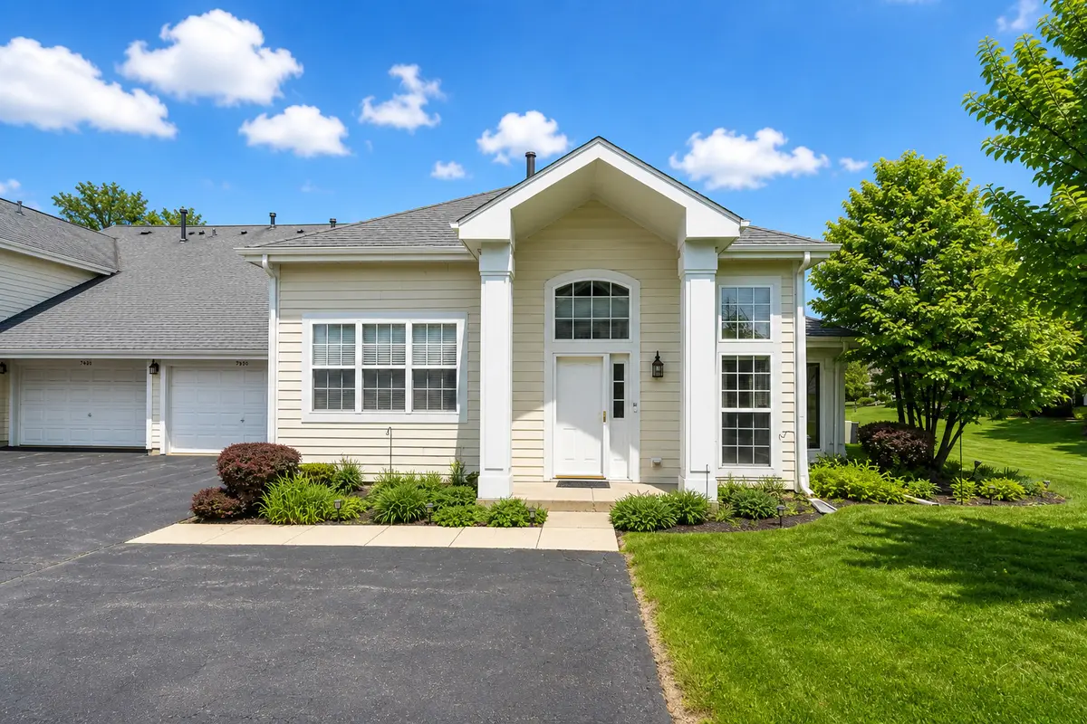 9430 Lenox LN, Lakewood, IL 60014